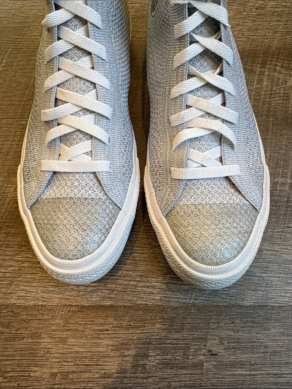 Converse Chuck Taylor All Star Flyknit High Top Sneakers Men’s 9/Women’s 11 Gray - Picture 3 of 10